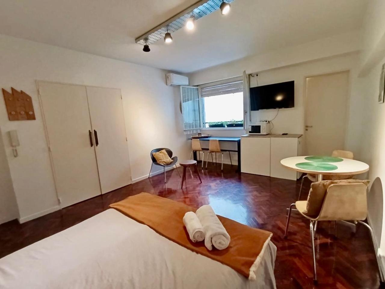 Amplio, Luminoso Y Zen Recoleta Tessa Appartment Buenos Aires Ngoại thất bức ảnh